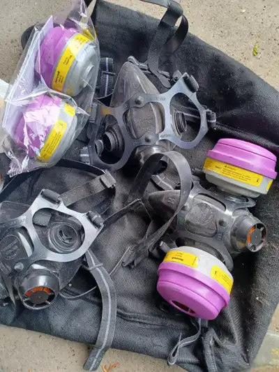 Dust mask honeywell respirator M L 3 masks available 30.00 each, View more
