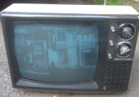 Vintage Space Age Retro Electrohome TV Portable 15" Television