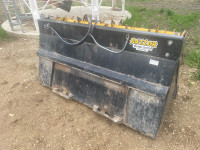 6ft silage grinding bucket with a skid steer attachment 