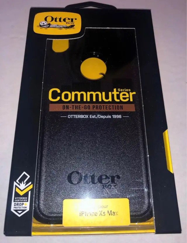 Otter box commuter case/étui/cover telephone XS Max (black) dans Accessoires pour cellulaires  à Ville de Montréal