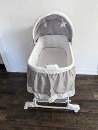 Bily bassinet 