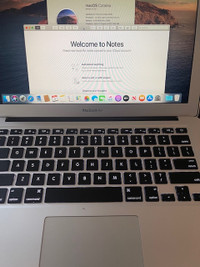 Excellent apple Macbook air 13 inch silver model 2015 intel i5