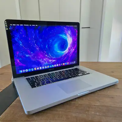 Macbook Pro Mid 2012 15" | Intel i7 | 16 Gb RAM | SSD 256 Gb, View more