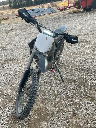 This is my fully dialed 2019 250cc Gio dirt bike. It is very reliable and fun. The bike has electric...