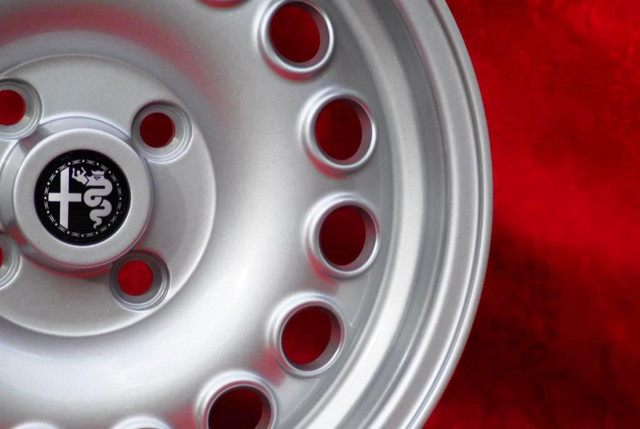 4 pcs. wheels Alfa Romeo GTA 7x15 ET29 105 Coupe, dans Pièces de carrosserie  à Ville de Montréal - Image 3