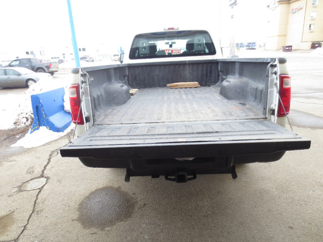 2012 f250 4by4 in Cars & Trucks in Fort St. John - Image 4