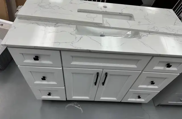 Vanities - NEW in Bathing & Changing in Oakville / Halton Region - Image 3