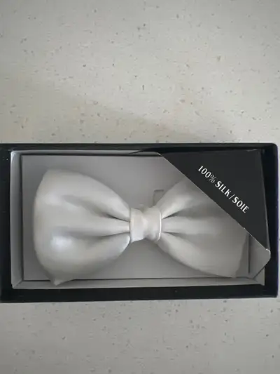 MEN’S WHITE BOW TIE - BRAND NEW 100% SILK!, View more