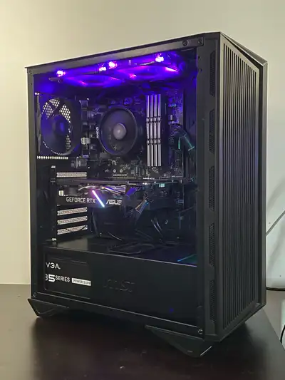 Great condition gaming PC, selling because I upgraded my parts and now have 2 PC’s. The components h...