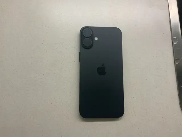 IPHONE 16 8GIG 256GO 6.7INCH WATER DEMAGE WATER DAMAGE in Cell Phones in City of Montréal - Image 3