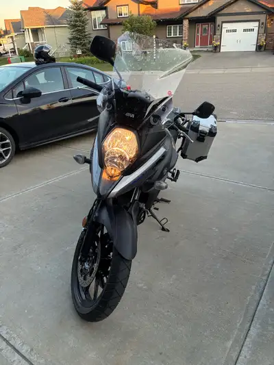2021 Suzuki VStrom 650 ABS for sale. Options include the following; ABS Traction control SW MOTECH a...