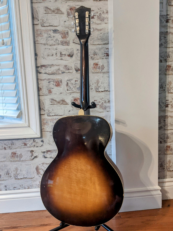 Vintage Kay Archtop guitar in Guitars in London - Image 2