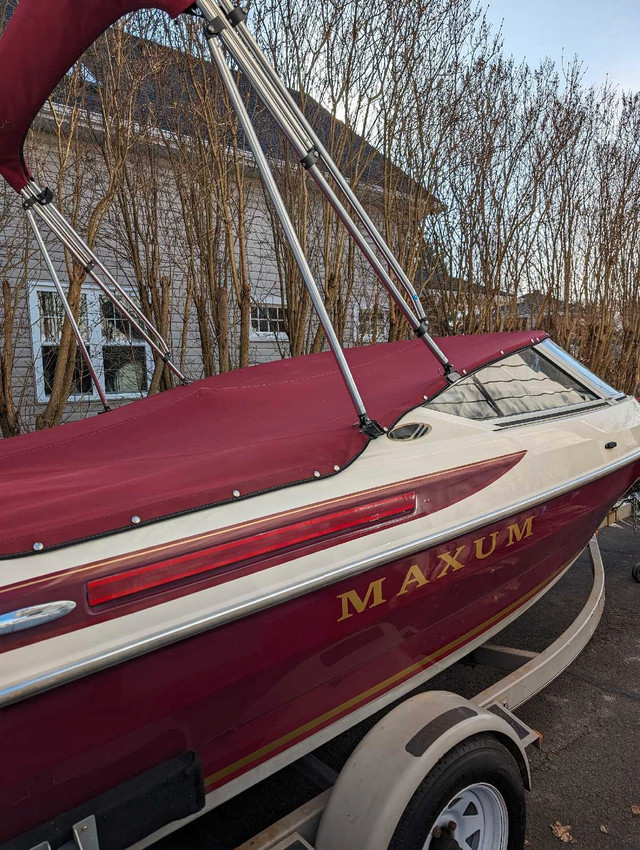 Maxum 1700 SR Bowrider in Powerboats & Motorboats in Belleville - Image 2