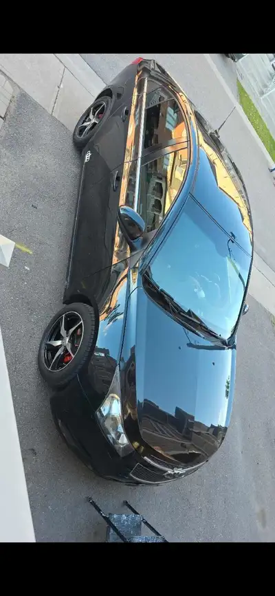 Chevrolet Cruze year:- 2014. 1.8 LT mileage:-11km per liter, 13km per liter on highway. Good fuel ec...