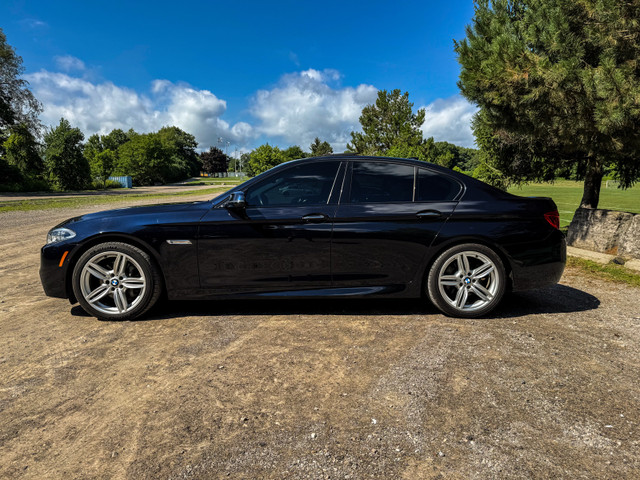 2016 BMW 535i M package in Cars & Trucks in Hamilton - Image 2