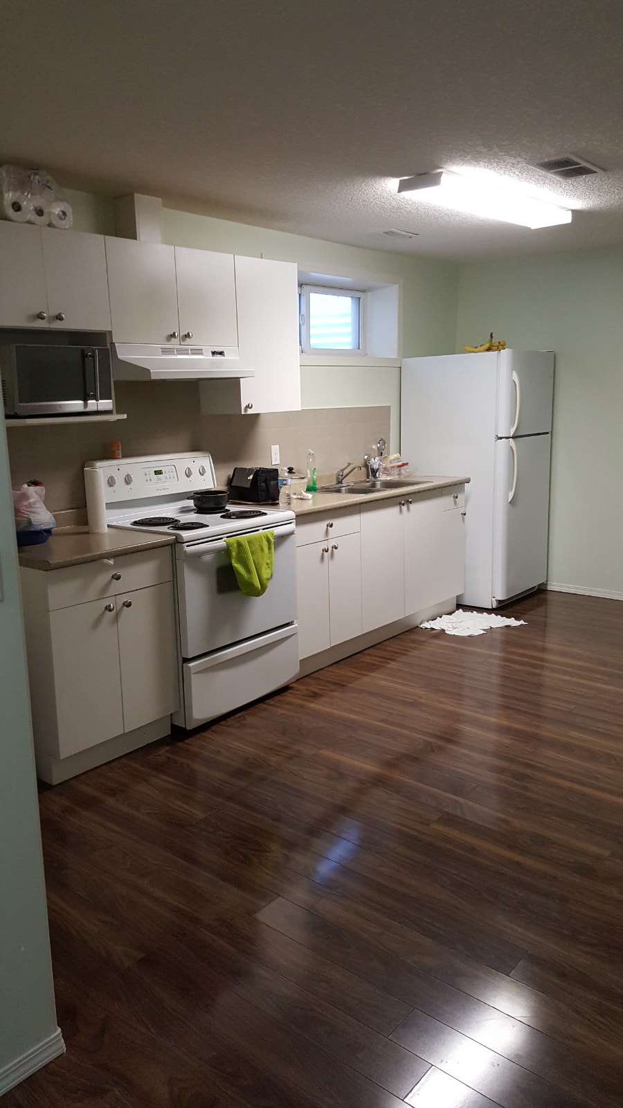 SEPARATE ENTRY BASEMENT: Free WiFi LAUNDRY, UTILITIES SADDLETOWN 2