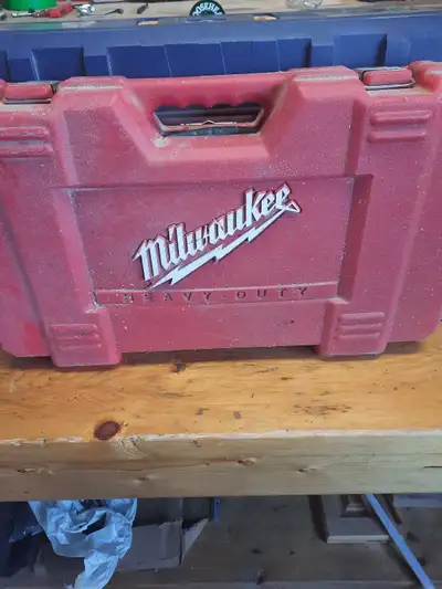 Milwaukee box, View more