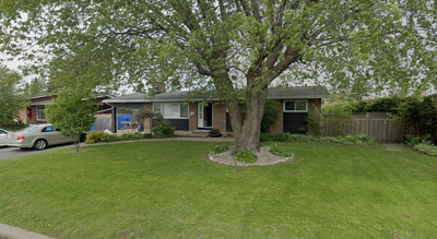 Lease Transfer – Furnished Room (May–August) 107 Hilliard Ave., Unit A, Ottawa, ON K2C 6C5 Looking f...