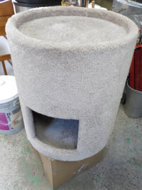 Round cat house