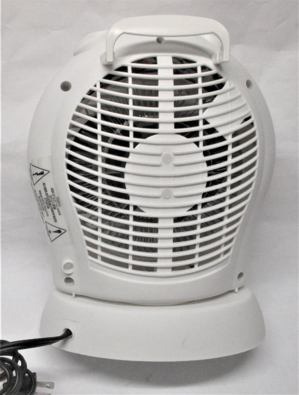 1500W Fusion Canada Fan Heater Model 10009 Good Work Condition in Heating, Cooling & Air in Stratford - Image 2