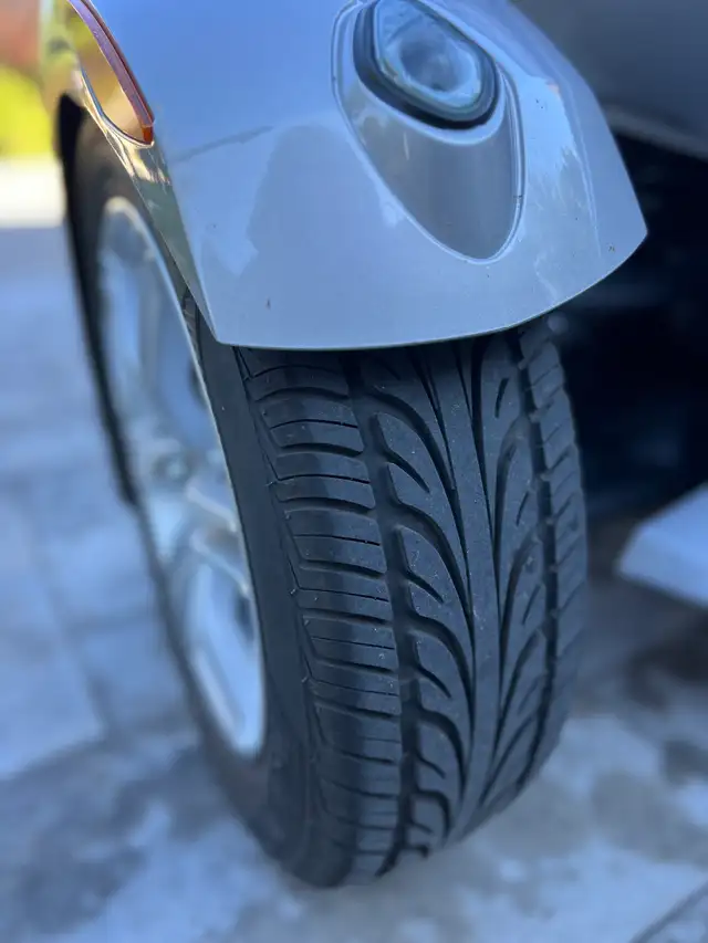 2010 CanAm Spyder RT, 5 Speed Manual, Low kms in Touring in Mississauga / Peel Region - Image 10