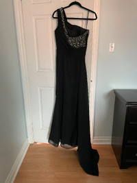 Elegant black evening gown