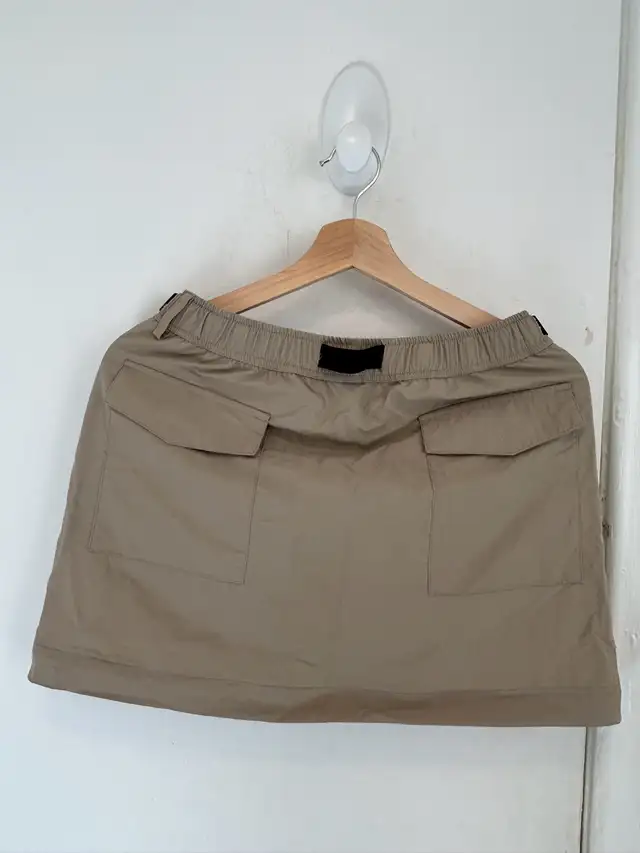Camping-style skirt in Women's - Bottoms in City of Toronto - Image 5