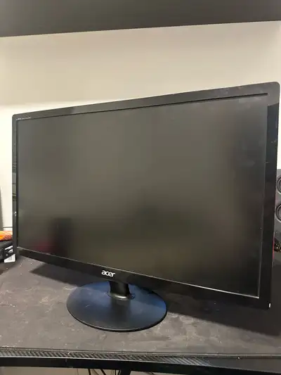 Very Little use of the monitor All brand new power cords included Message if interested.