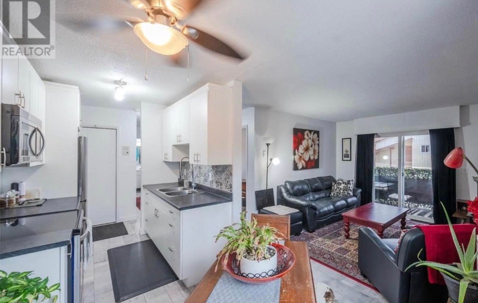 2BR/1B Apartment For Rent - $1600/m 5