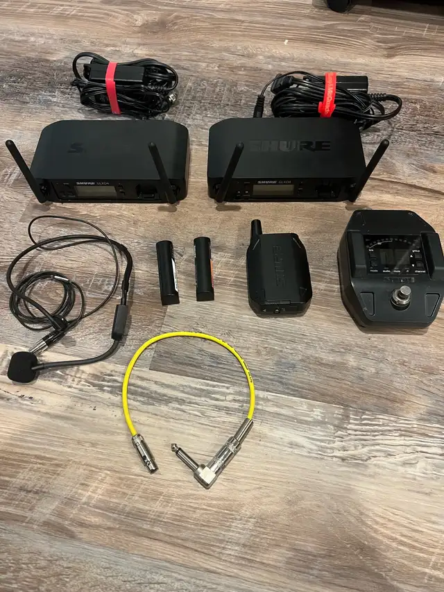 Shure GLXD 1, 4, 4, and 6. Wireless guitar and mic in Pro Audio & Recording Equipment in Dartmouth - Image 4