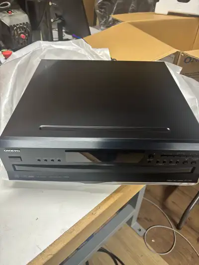 Onkyo DXC390 6-Disc CD Carousel Changer, View more