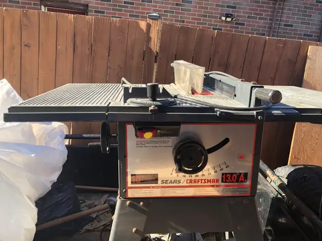 Craftsman 10” Table Saw in Power Tools in Oshawa / Durham Region - Image 4
