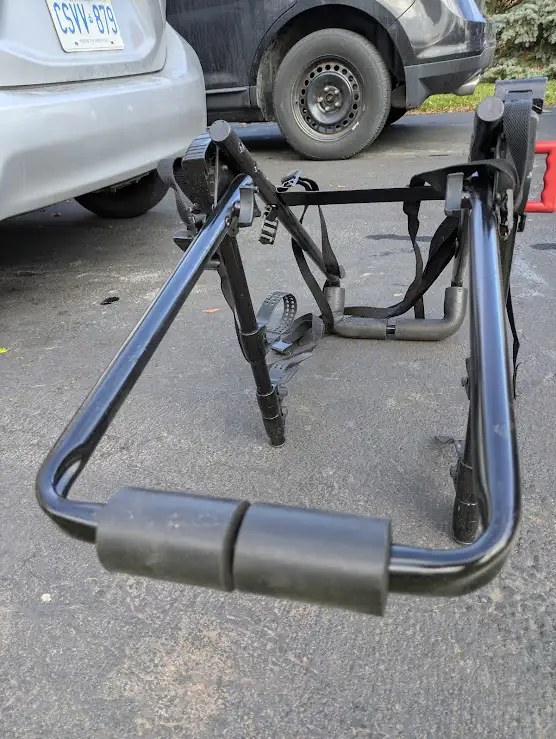 Yakima Kingjoe Pro Bike Carrier Car Bike rack in Road in Oakville / Halton Region - Image 9