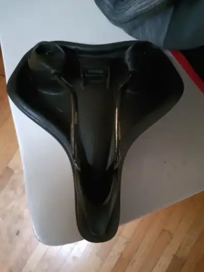 Selle Royal Freeway Bike Seat good condition, View more