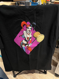 Harley Quinn XL, WTF  L, Walking Dead L t-shirts