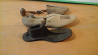 vintage cobbler shoe form