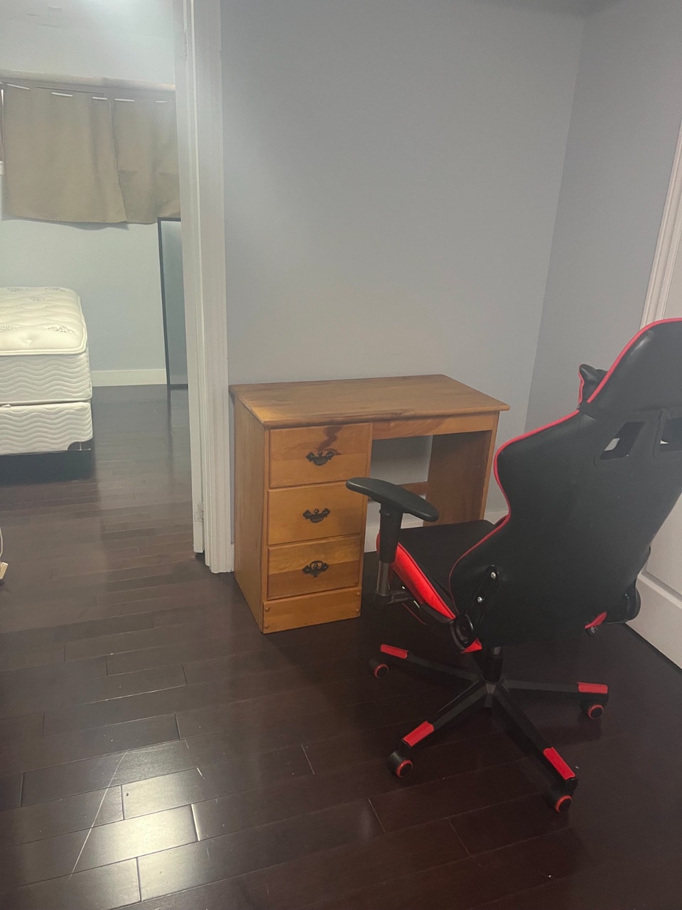 BASEMENT 1 BED, 1 BATH, SEP ENTR RENT OCT 1, VICTORIA/ EGLINTON 3