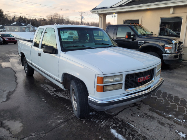 1998 PICK UP GMC 1500 dans Autos et camions  à Lanaudière - Image 2