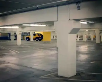 Clean,secured,securitypatrolled, 5 mins from Scarborough Town center. Underground garage parking spo...