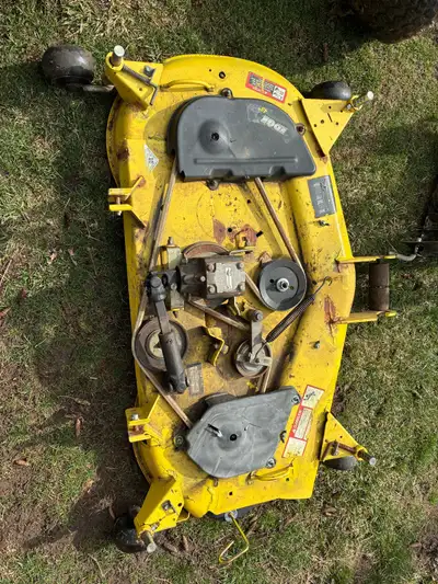 John Deere 48c mower deck for x700,x4-5, x5-5series, lawn and garden tractors , shaft drive, comes w...