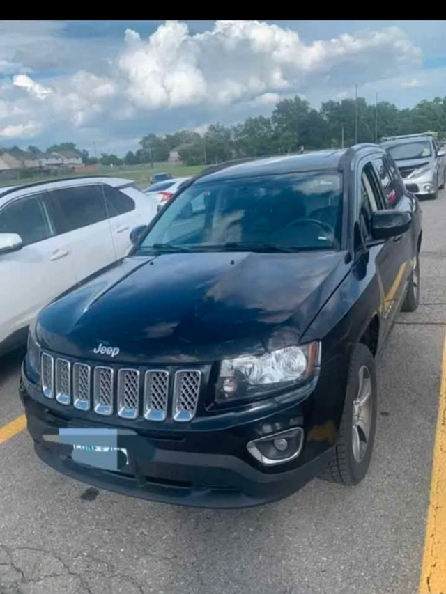 Jeep compass 2017 in Cars & Trucks in Kitchener / Waterloo - Image 3