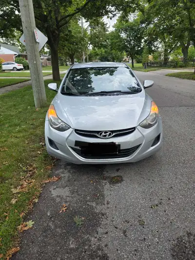 MANUAL Transmission smoke free, Pet Free No Engine Light or Problem, No transmission Problem Comes w...