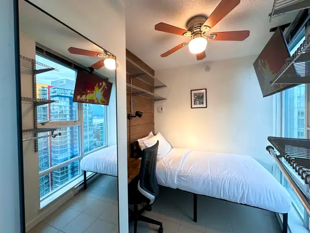 Fully Furnished Private Room in Downtown Vancouver – Move-In NOW in Room Rentals & Roommates in Vancouver - Image 4