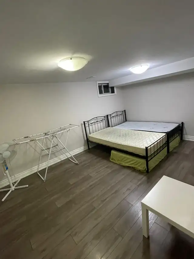 Basement for Rent (Gujarati Vegetarian preferred)  in Long Term Rentals in Mississauga / Peel Region - Image 8