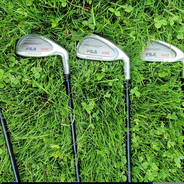 Youth Fila Graphite Shaft Golf Clubs in Golf in Barrie - Image 4