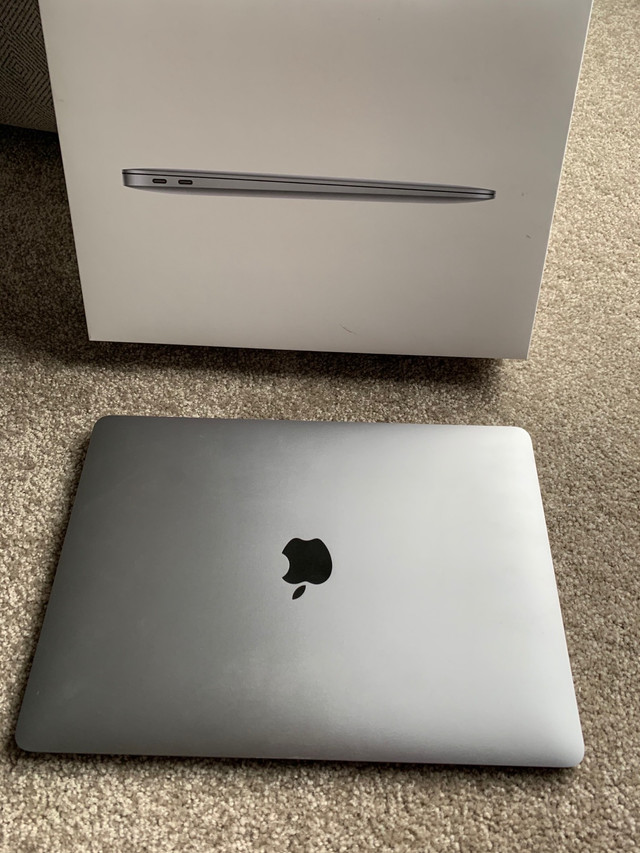 MACBOOK AIR 2020 - M1 - 8GB - 256GB - EXCELLENT CONDITION