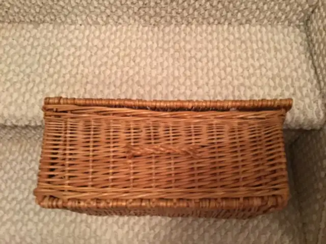 Wicker basket and bowl in Home Décor & Accents in Red Deer - Image 5