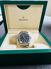 ROLEX Oyster Perpetual 39