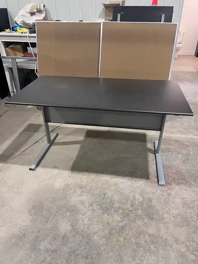 Bureau Ikea Jerker foncé, View more