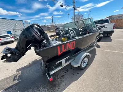 2016 Lund Fury XL 1625 (16’) Well cared for! Boat is equipped with Helix 9 fish finder with 3D side...